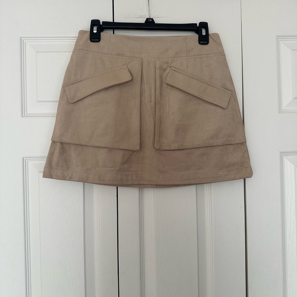 Steve Madden Dresses & Skirts - Steve Madden Beige Skirt